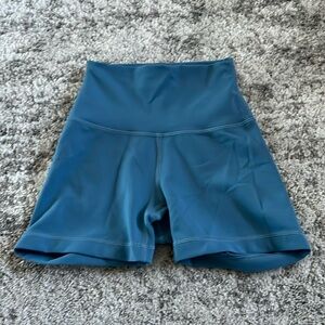 Lululemon wunder train contour fit high-rise short 4”